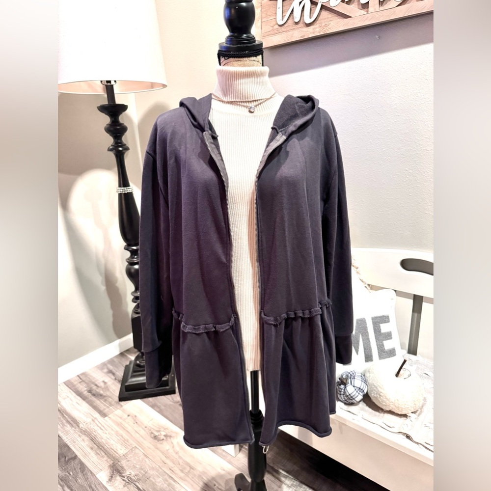 Stylish tunic length flowy, zip up sweatshirt!